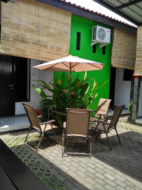 Titan'S Greenhouse Banyuwangi  Εξωτερικό φωτογραφία