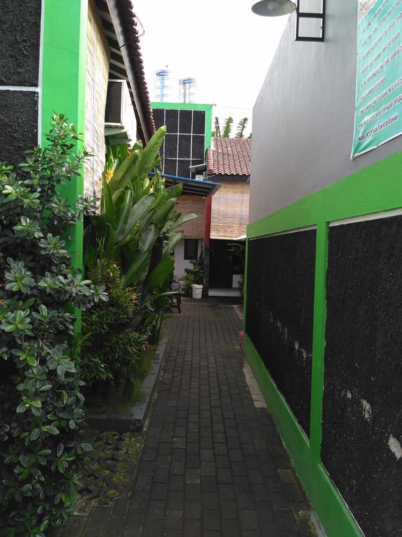 Titan'S Greenhouse Banyuwangi  Εξωτερικό φωτογραφία